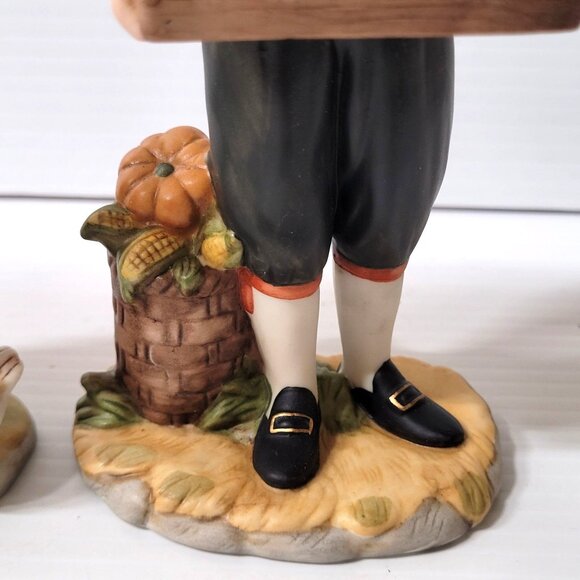 Home Interior Rewards of the Harvest 2 Porcelain Pilgrim Figurines Thanksgiving - Picture 8 of 12